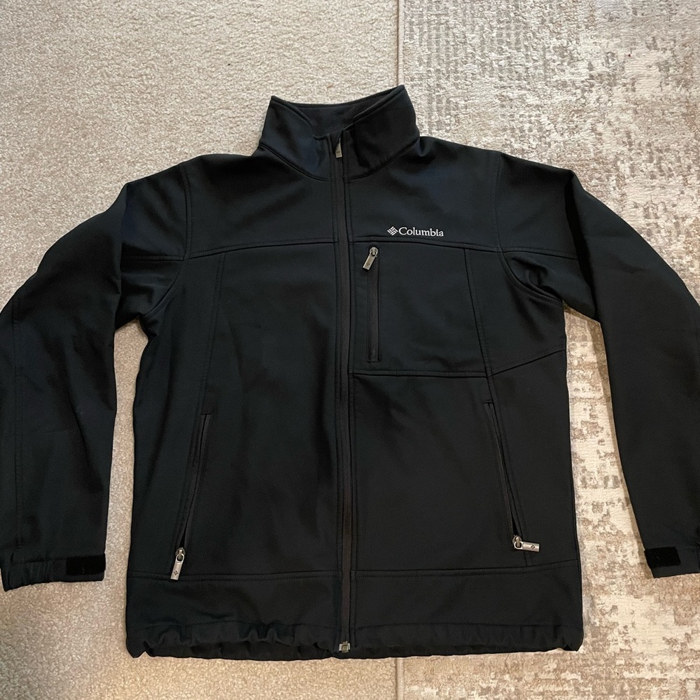 Columbia Men's Black Performance Jacket